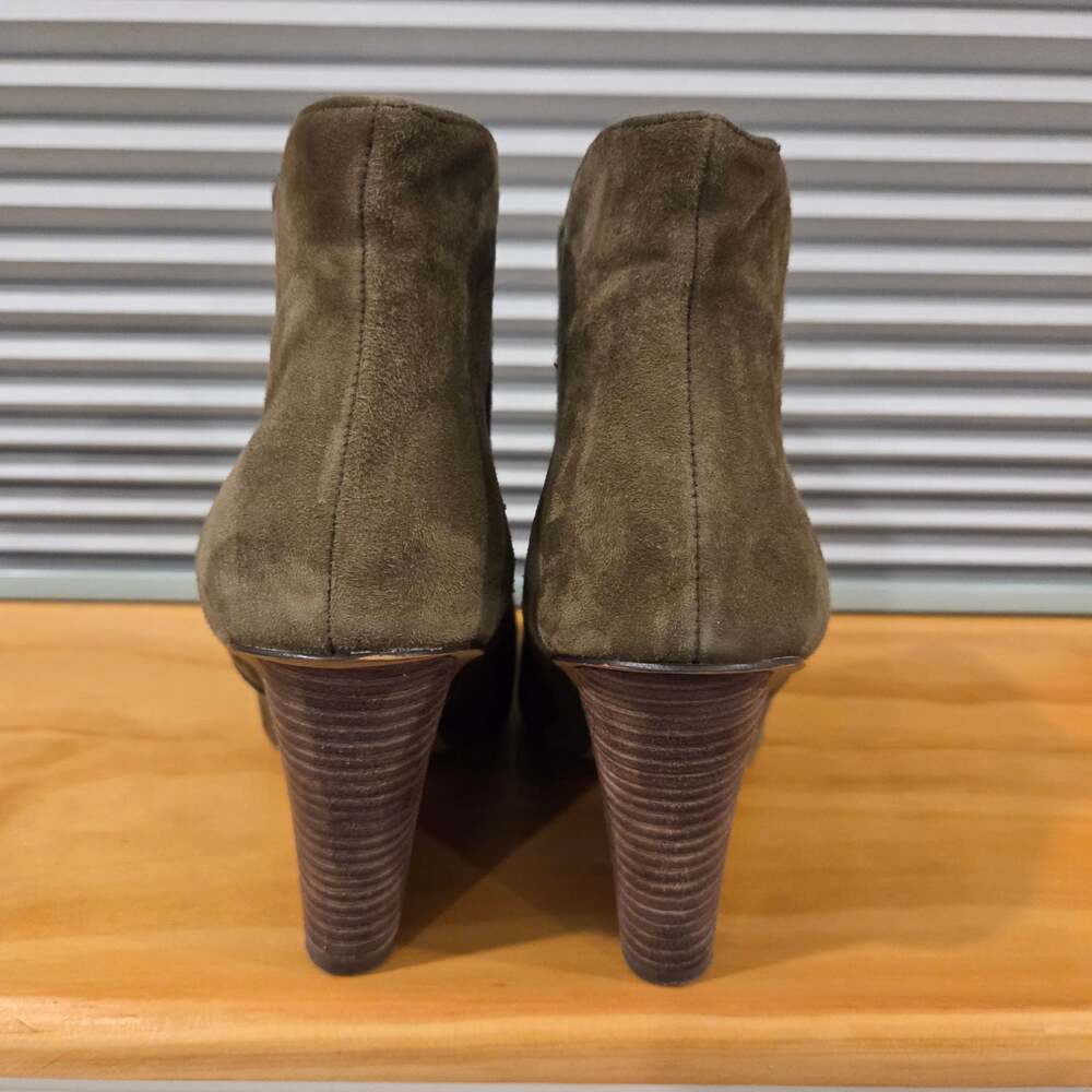Steve Madden - Picture 2 of 8